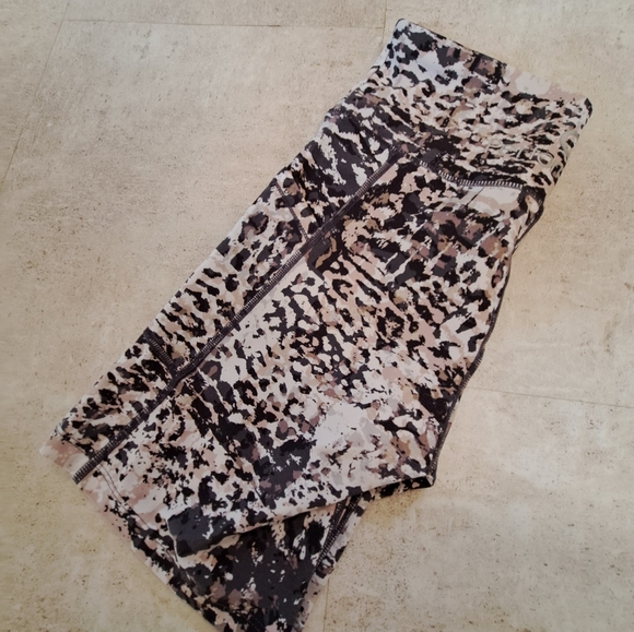 CK Performance Biker Shorts - Picture 4 of 6